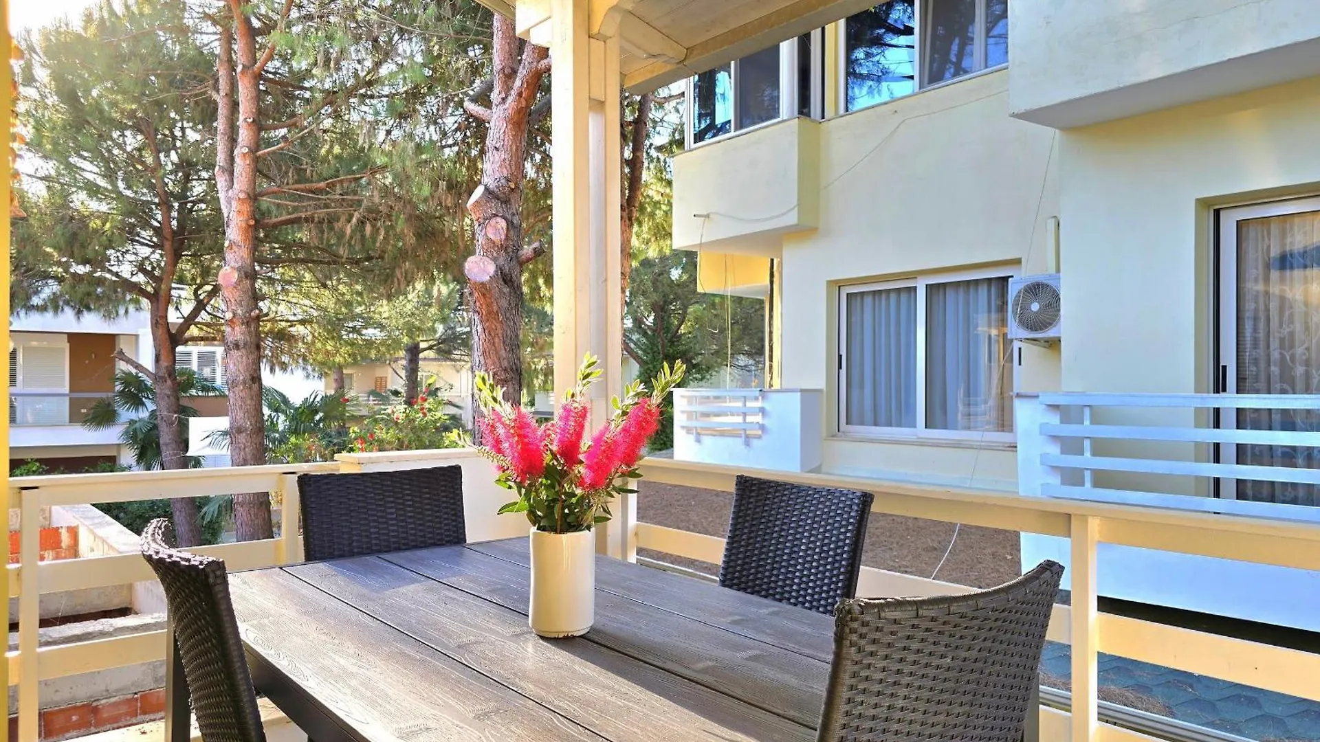 Lura 1 Pastel Apartment - 251 Plazhi San Pietro